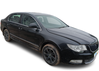Skoda Superb-img